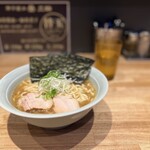 豚骨醤油 三輪 - 