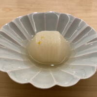 鮨 神楽 - 蕪の煮炊き