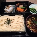 黒豚料理 寿庵 - 黒豚つけ麺ランチ。そばorうどん選べます。
