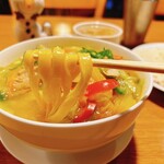 サムジャナ - 手打ち麺