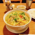 サムジャナ - トゥクパ(ネパール風うどん) 680円