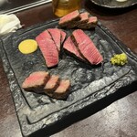 創作鉄板 粉者 本店 - ステーキ2種