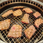 黒毛和牛焼肉 凱旋門 - 