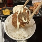 Tonjiru to karaage no semmonten bakubaku - 