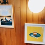 Bun Coffee Byron Bay - 店内の絵