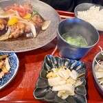 中華屋 炫 - 酢豚定食