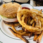 Wolfgang's Steakhouse by Wolfgang Zwiener - クラシックバーガー