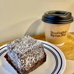 Bun Coffee Byron Bay - ラミントン