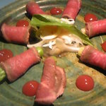 菜っぱ - 神戸牛のたたきアスパラ巻き