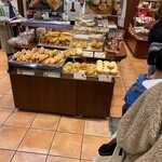 ルビアン - 店内中央のディスプレイ