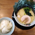 Machida Shouten - 塩ラーメン、トッピングのり5枚、ライス