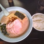 ニューラーメンショップ  亀成店 - 