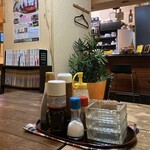 串かつ Kitchen 金魚 - 店内