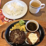 Kokosu - ハンバーグ＆牡蠣フライランチ869円