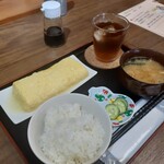 ひ蜜きち - 自家製だし巻き定食(冷たいお茶つき)　730円税込