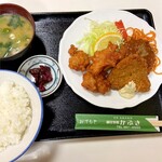 Kabuki - ミックス定食(900) アジフライ、唐揚げ、メンチカツ。