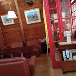 カナダ館 - 店内