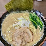 麺屋 たけろく - 豚骨醤油ラーメン