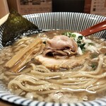 焼きあご塩らー麺 たかはし - ■背油煮干し醤油ラーメン　920