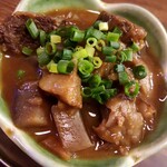 Thiyoubisujitoosaketoobanzai - 牛すじ煮込みの醤油味