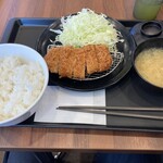 松屋 - ロースカツ定食¥590
