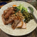 正宗隆江猪脚飯 - 豚のすね肉ご飯