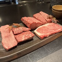肉 希々 - 
