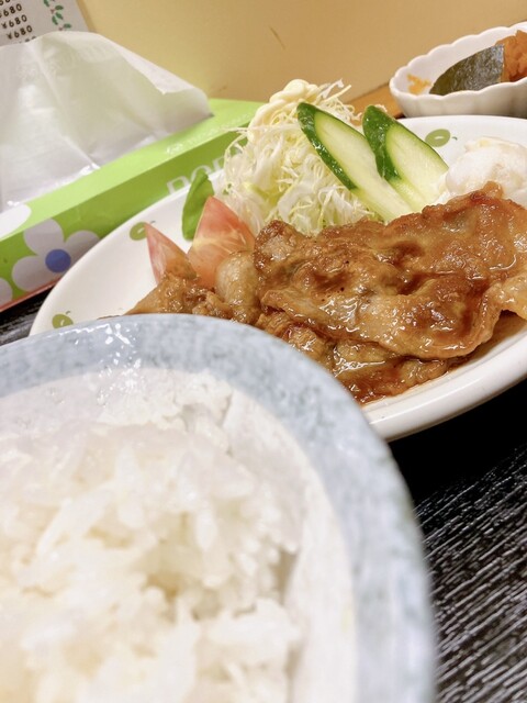 食事の店お津奈 - 青葉（食堂）の写真