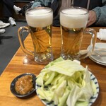 もつ焼き 浜松町ふじ屋 - ビール＆味噌キャベツ