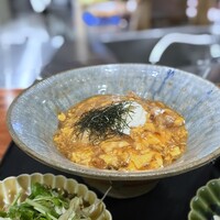 薪炭まだら - とけて とろける  炭焼き 親子丼