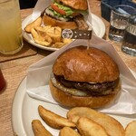 SAKURA BURGER - 