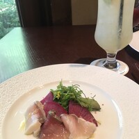 THE SODOH HIGASHIYAMA KYOTO - 鰤と紅くるり大根のカルパッチョ　柚子ビネクレット