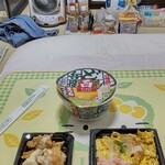 いなげや 川崎京町店 - ミニかつ丼 唐揚げ