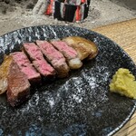 柳家 - 付け合わせの柚子胡椒やわさびがまた、美味しい。