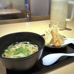 Buzen - ◆ごぼう天うどん（780円ですが、麺をハーフにしたので100円引きで680円）。