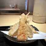 武膳 -  ◆ごぼう天。薄くスライスした牛蒡は揚げたてで衣はサクサク。気のせいかもしれませんが、量が少なくなったような。