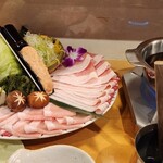 しゃぶしゃぶ肉割烹 にく久 - 