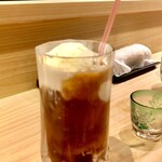 Ajihiro - ゲイシャコーヒーのアイスフロート　贅沢