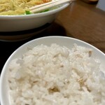 らーめん初代一国堂 - 麦飯のラーメンライスだよ