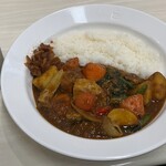 マイカリー食堂 - 今晩のカレー、野菜をたくさんにして