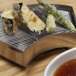 てんぷらと和食 山の上 - 茄子　アスパラガス