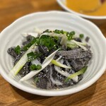 炭火焼肉ホルモンさわいし - センマイ刺し