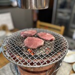 炭火焼肉ホルモンさわいし - 