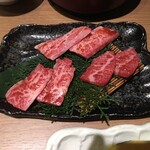 Kuroge Wagyuu Yakiniku Bi-Fa-Zu - 