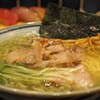 鮨とラーメン うおがしや 鶴屋町店