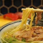 鮨とラーメン うおがしや - 