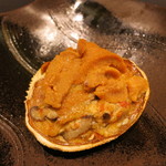 日本料理 みや  - 25年11月　香箱蟹袱紗焼き　北海道根室産雲丹、椎茸入り