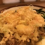 そばの神田 東一屋 - えびに着目する。