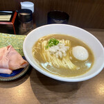 ヌードル＆スパイスカレー 今日の1番 - 煮干しソバ　¥1,000-(税込)