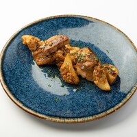 大山鶏とフォアグラのガーリックチキン